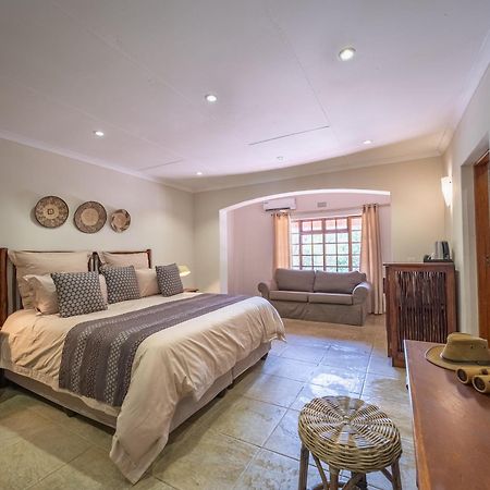 Milima Big 5 Safari Lodge โฮดสปรูท ภายนอก รูปภาพ