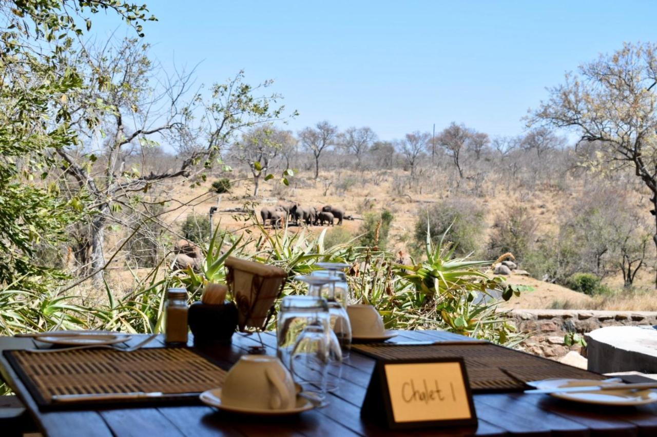 Milima Big 5 Safari Lodge โฮดสปรูท ภายนอก รูปภาพ