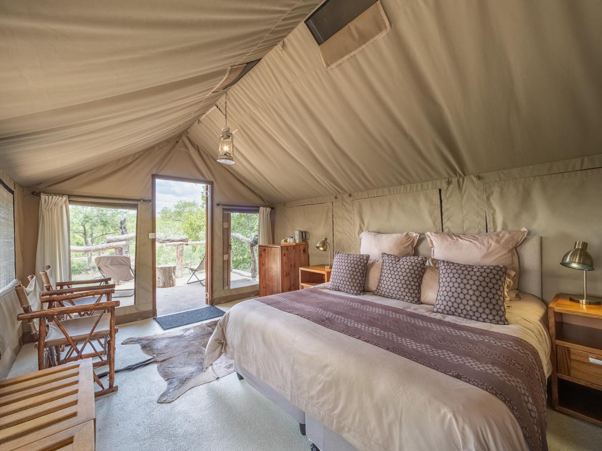 Milima Big 5 Safari Lodge โฮดสปรูท ภายนอก รูปภาพ