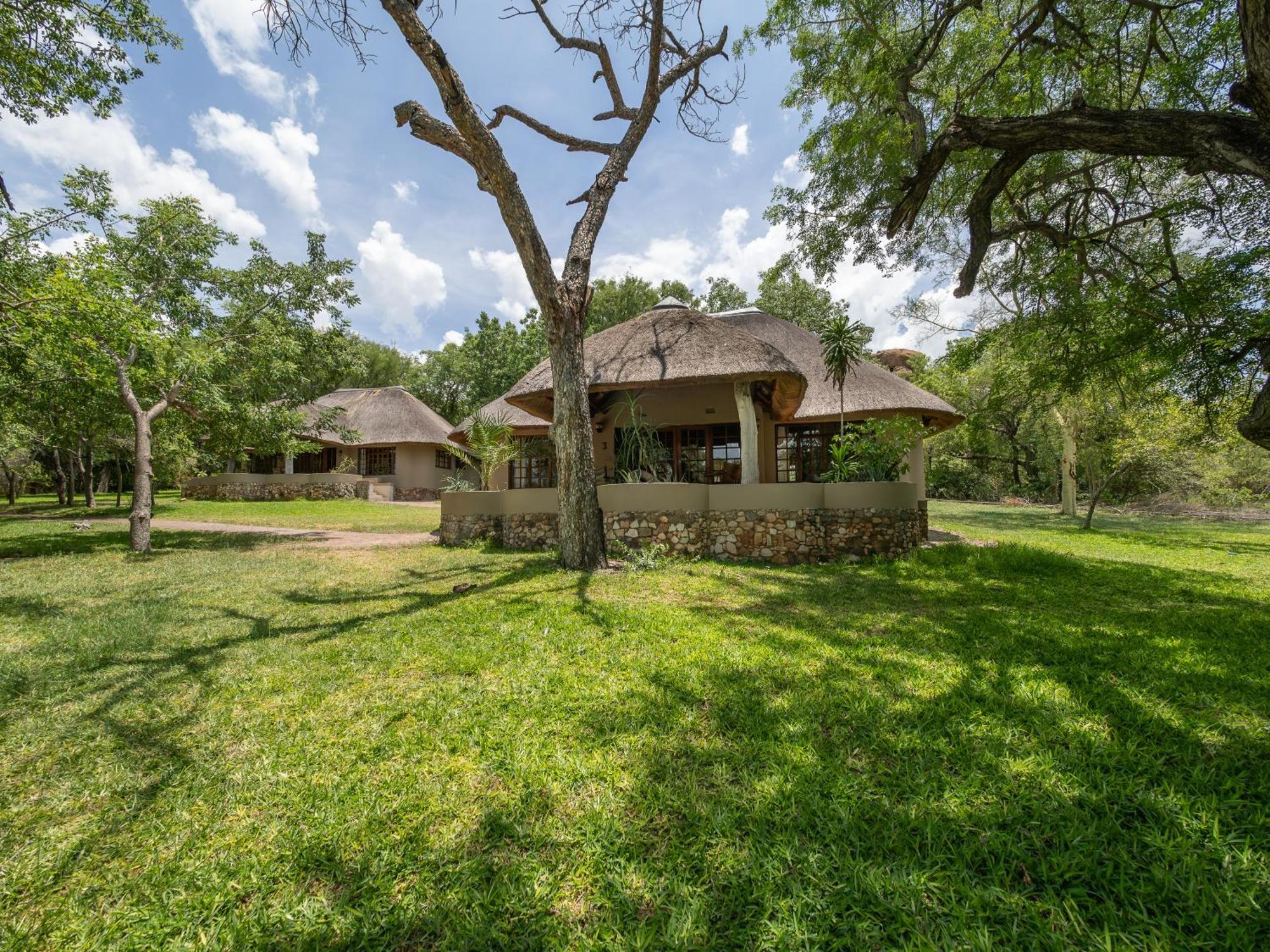 Milima Big 5 Safari Lodge โฮดสปรูท ภายนอก รูปภาพ