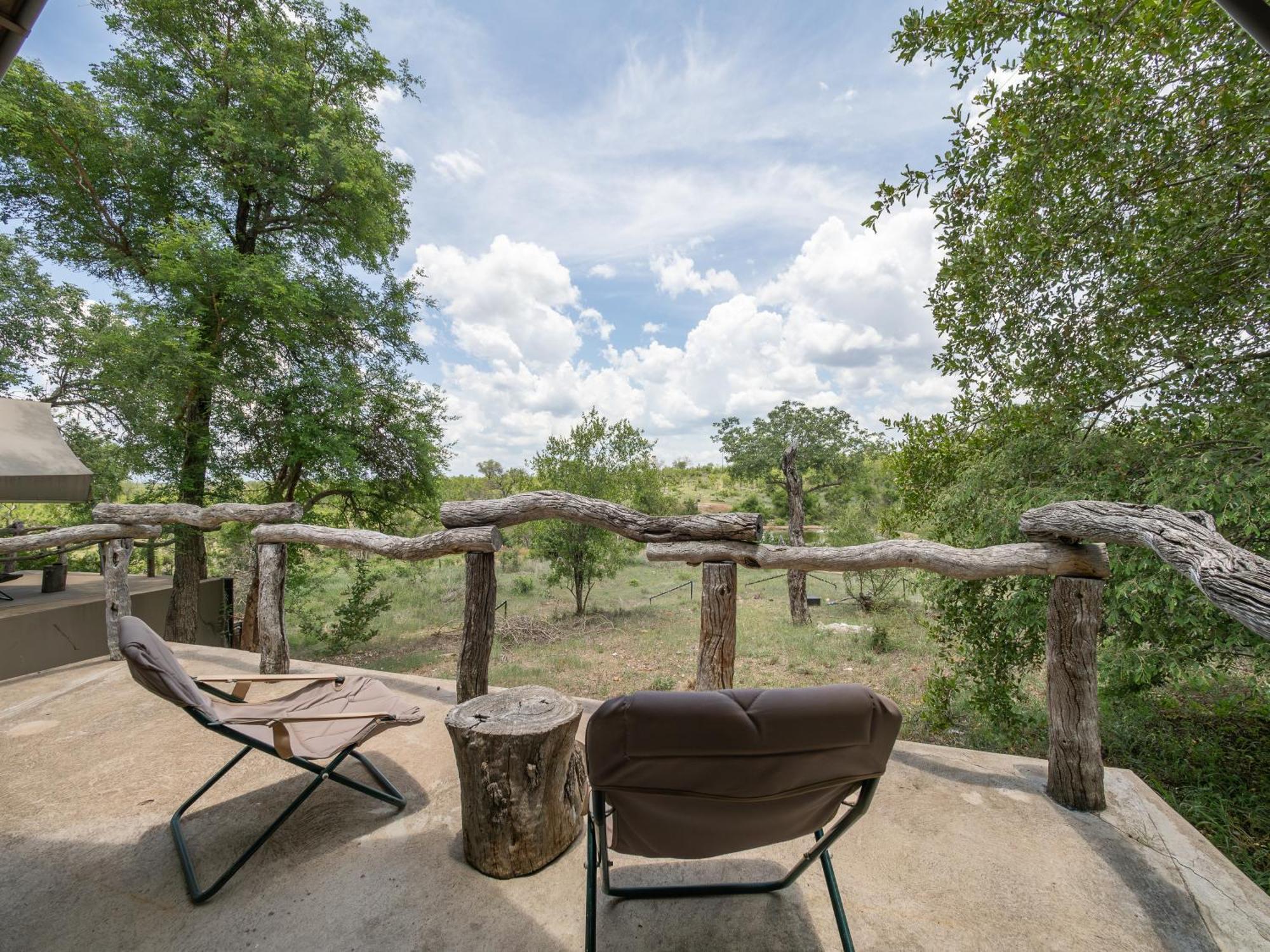 Milima Big 5 Safari Lodge โฮดสปรูท ภายนอก รูปภาพ